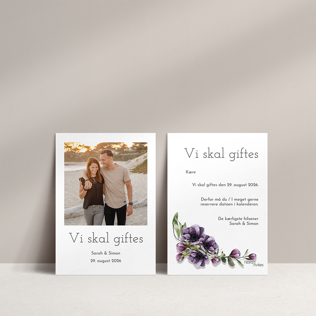 Save the date Anemone Save the date Anemone med lilla anemoner og grønne blade til bryllup