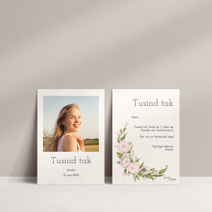 Takkekort Blush Spring til konfirmation med ranunkler, pæoner og grønne blade på genbrugspapir
